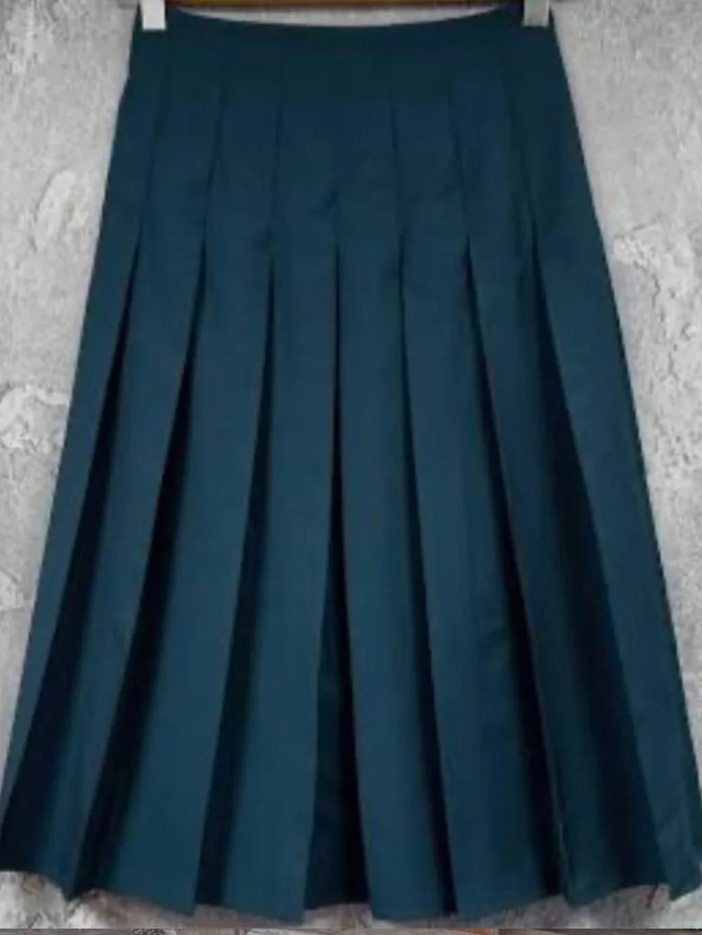 NWT Gucci Navy Pleated Midi Skirt IT 40 US 6 | Runway Luxury Made in Italy